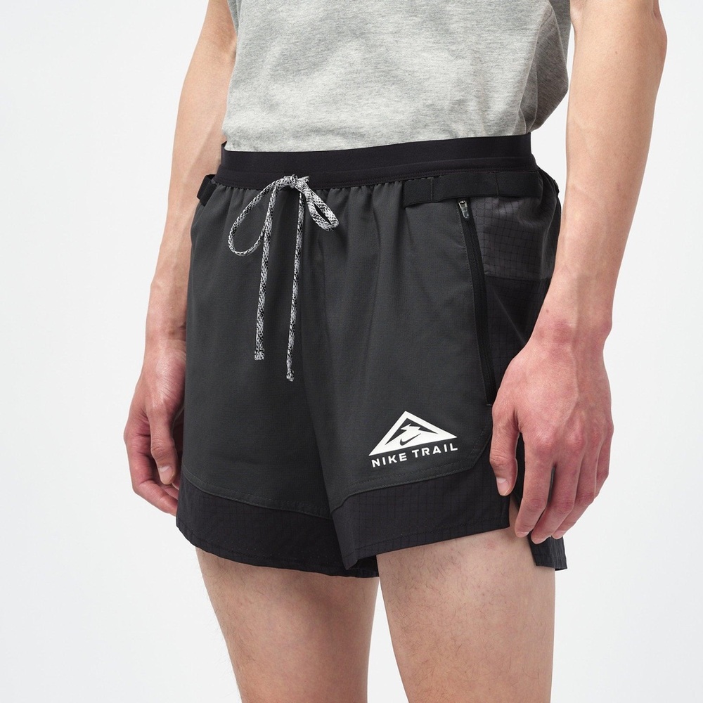 Nike Trail Men's Black Shorts 5”